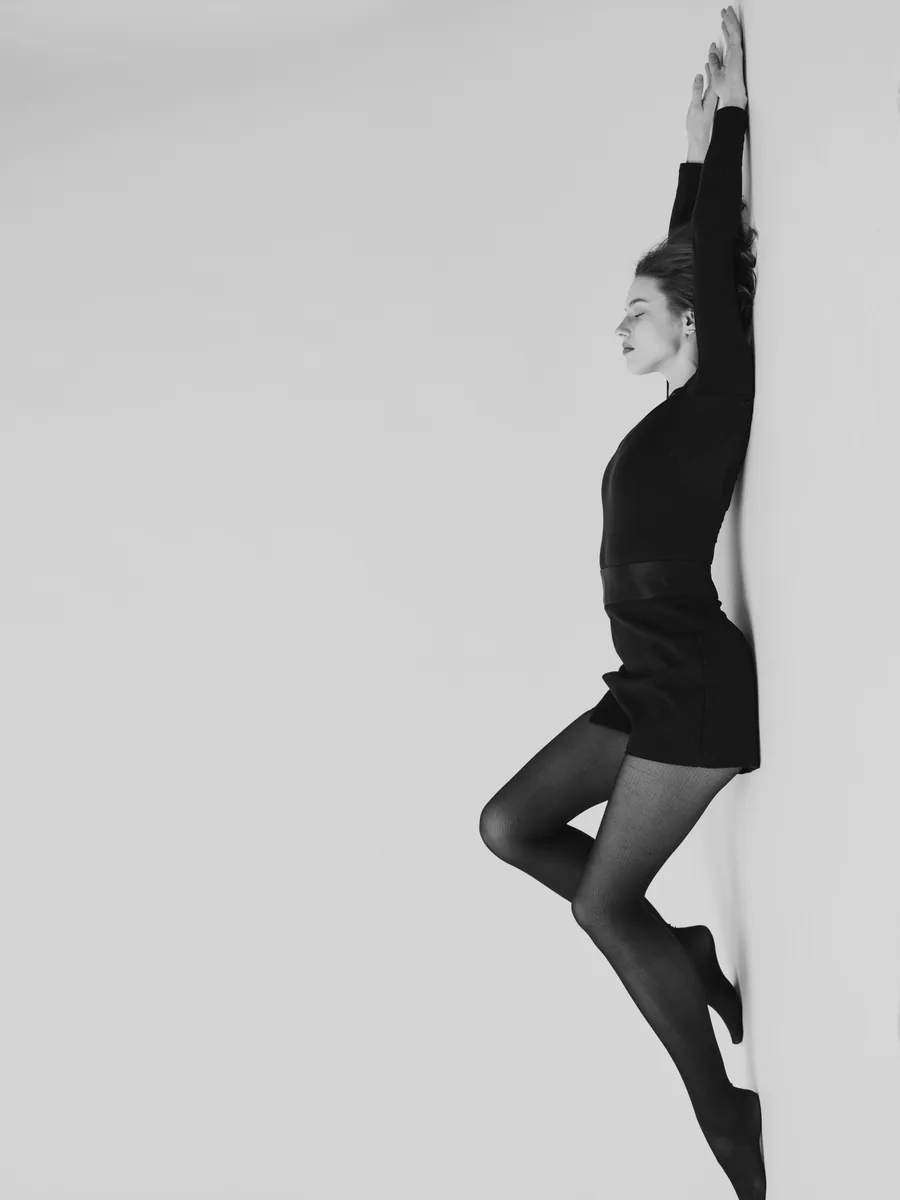 Look minimaliste noir
