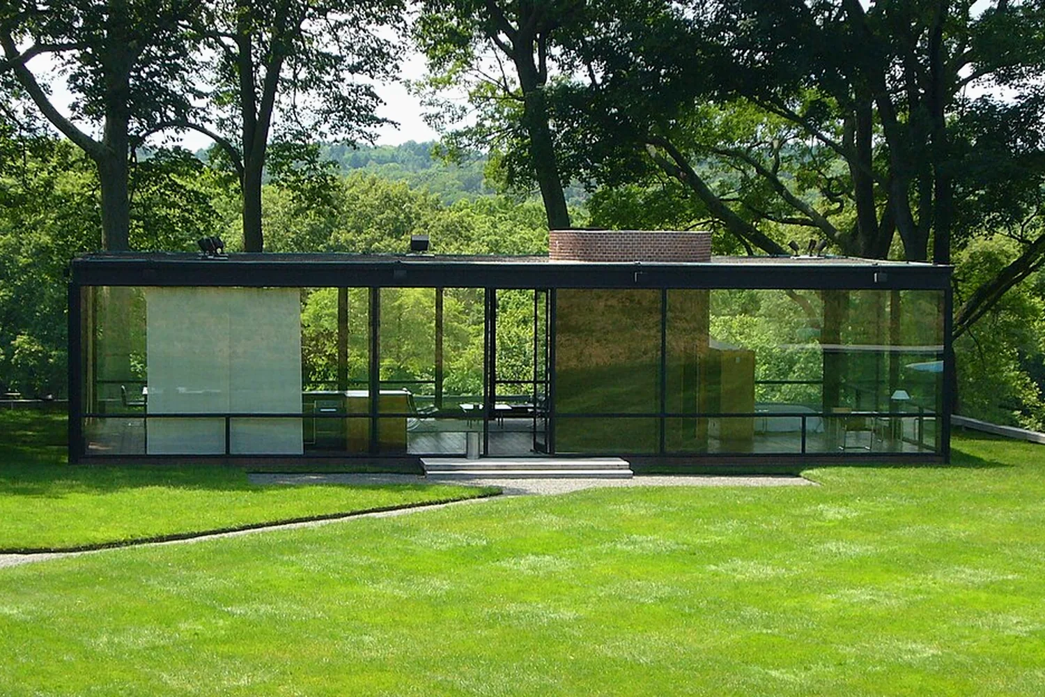 Pavillon de verre moderniste